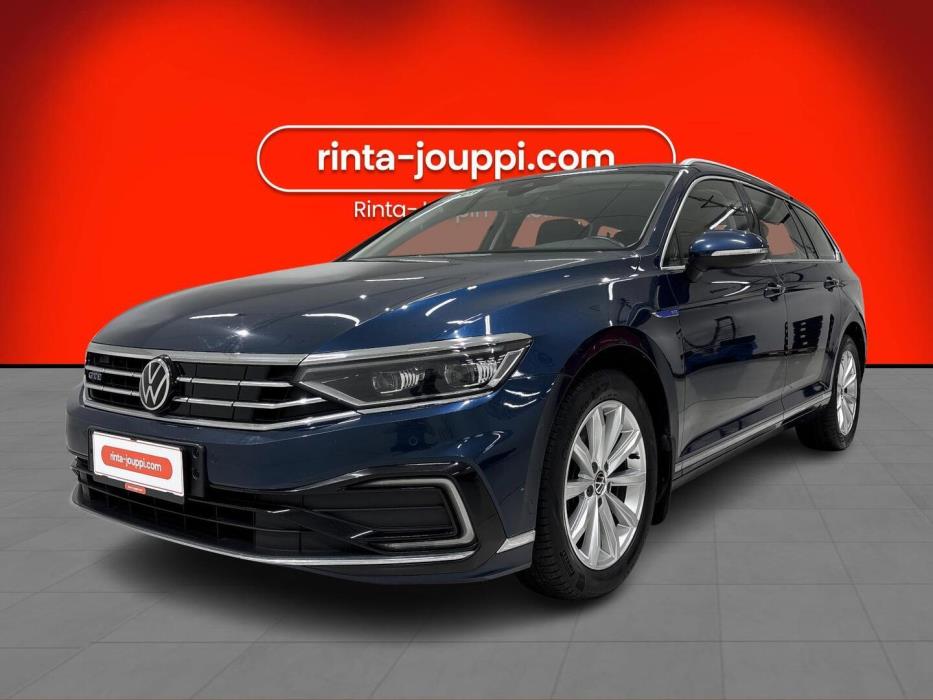 VOLKSWAGEN PASSAT 2022