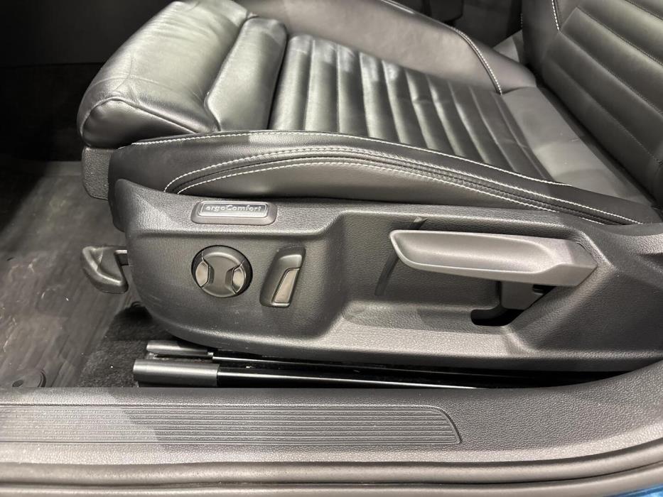 VOLKSWAGEN PASSAT 2022