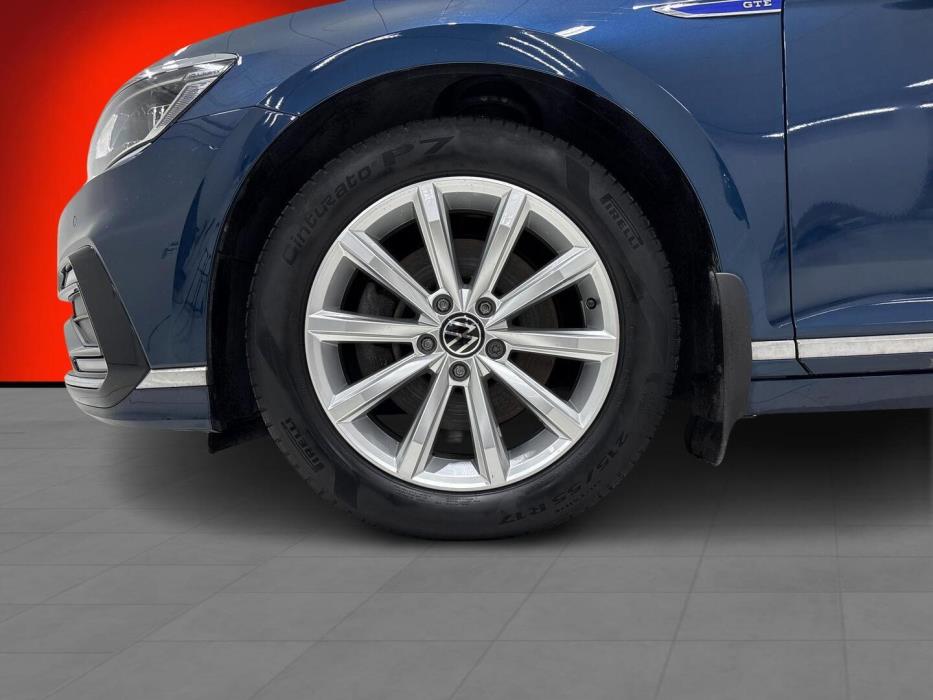 VOLKSWAGEN PASSAT 2022