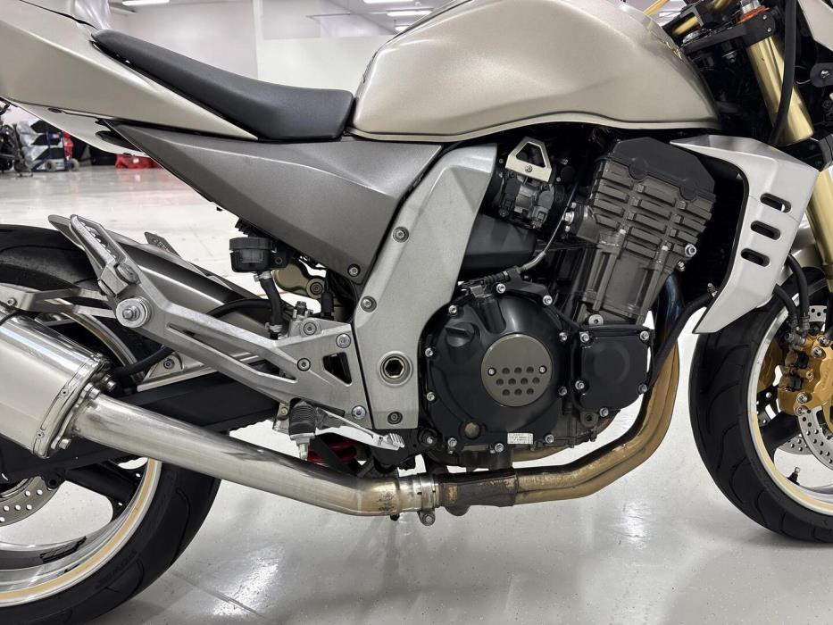 KAWASAKI Z 2006