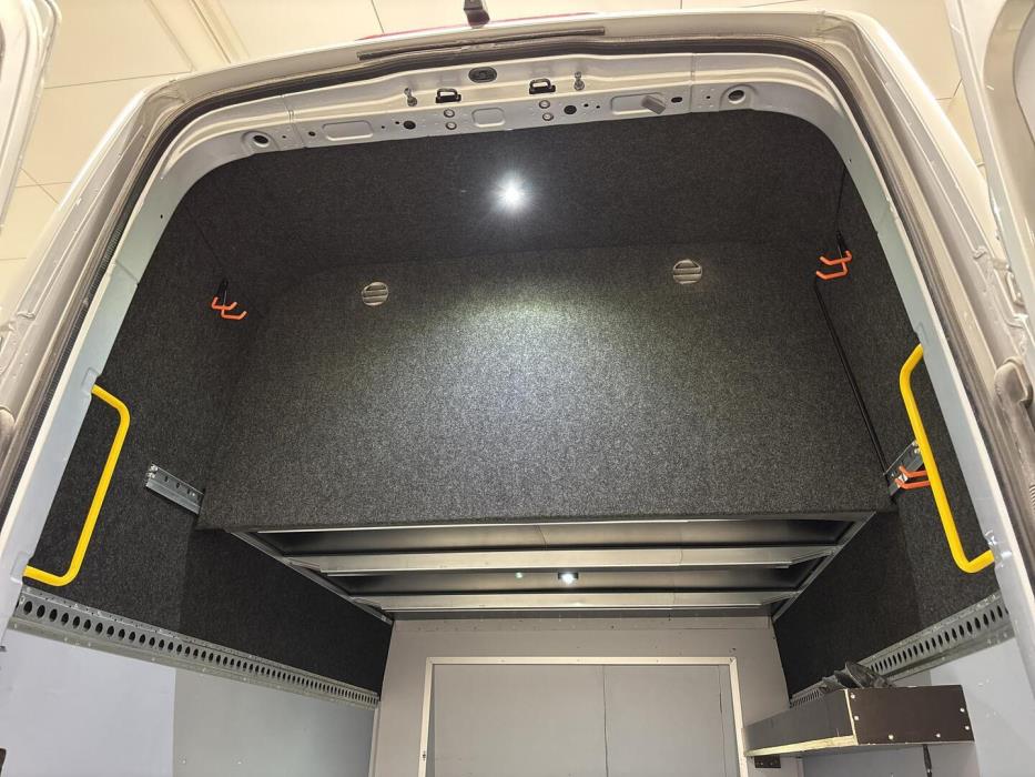 VOLKSWAGEN Crafter 2021