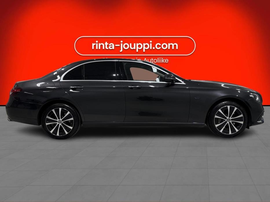 MERCEDES-BENZ E 2021