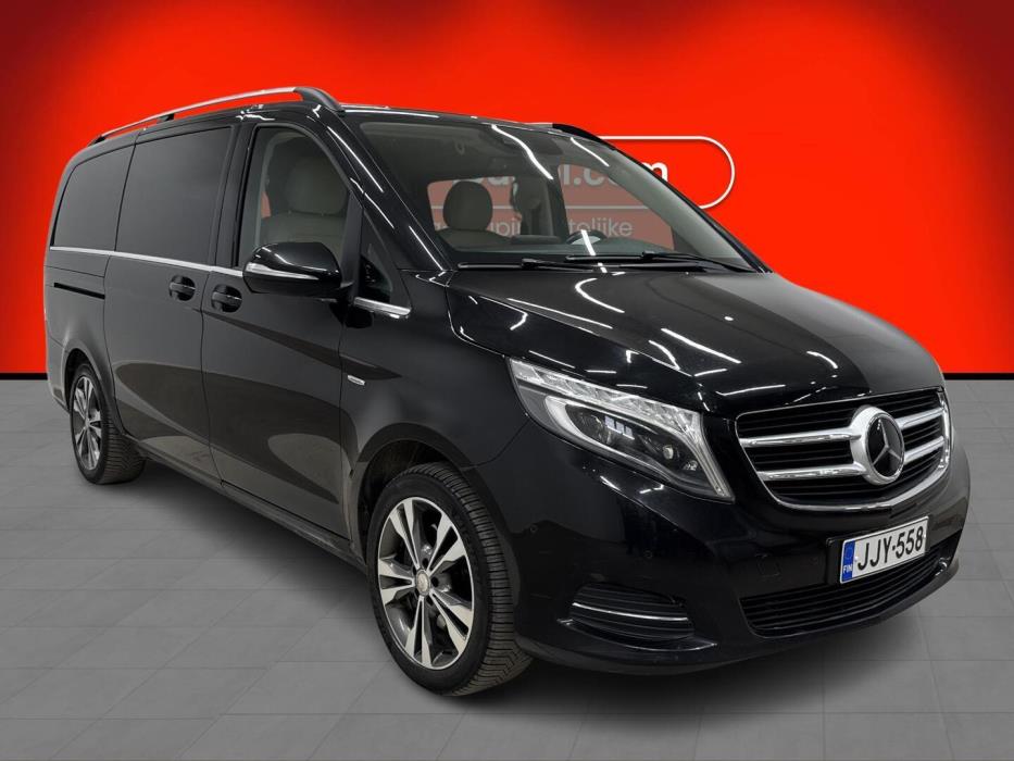 MERCEDES-BENZ V 2016