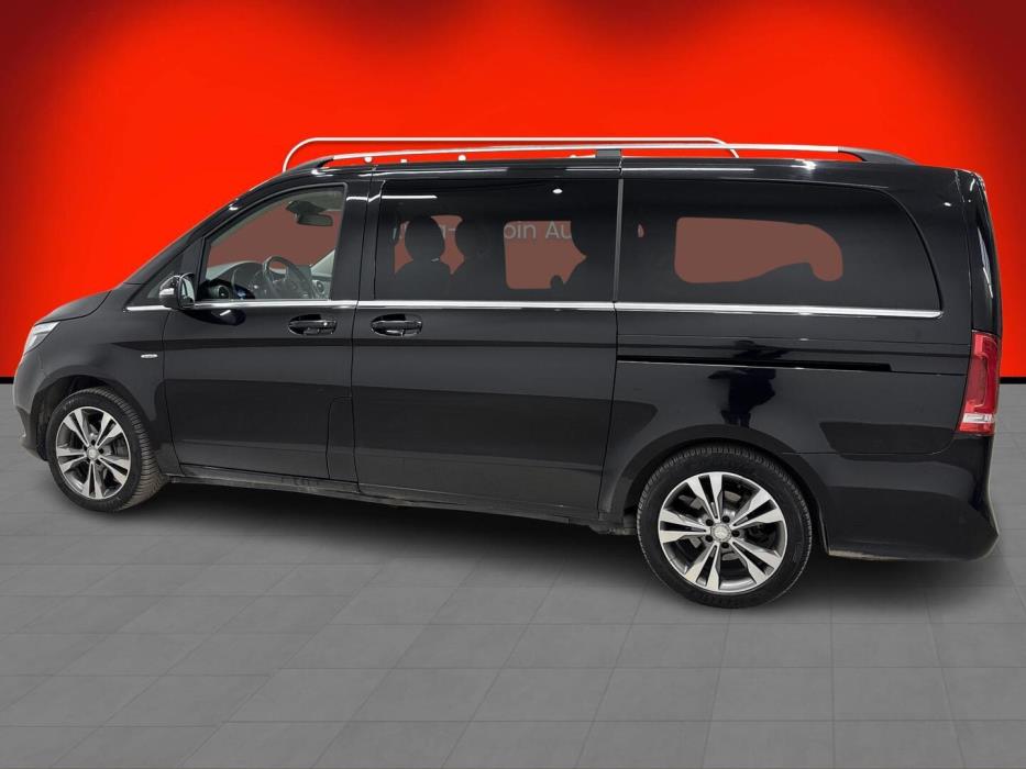 MERCEDES-BENZ V 2016
