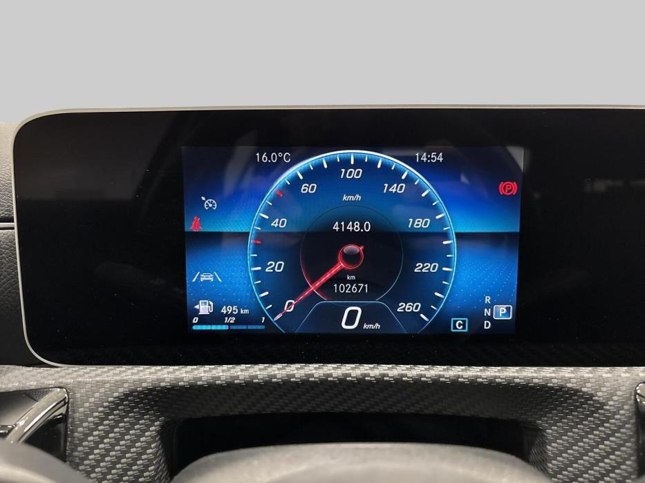 MERCEDES-BENZ A 2020