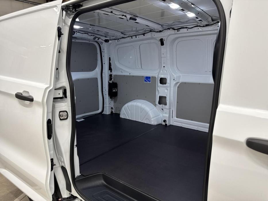 VOLKSWAGEN TRANSPORTER 2025