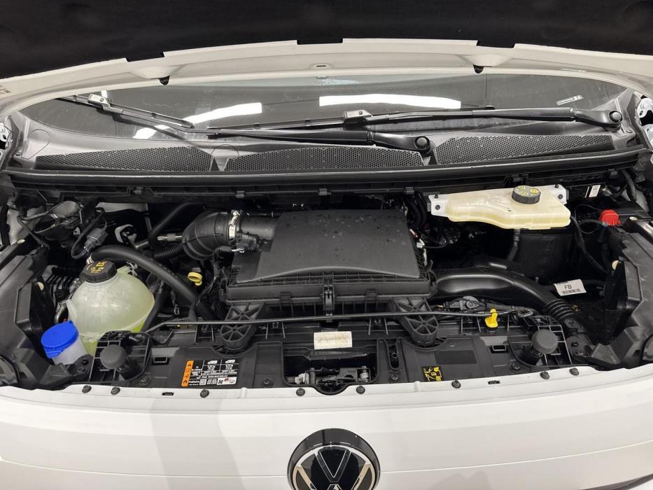 VOLKSWAGEN TRANSPORTER 2025