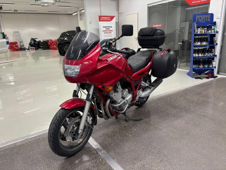 YAMAHA XJ 2000
