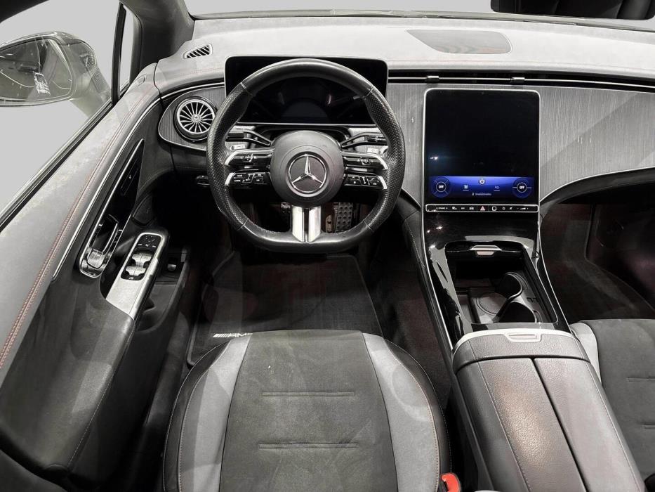 MERCEDES-BENZ EQE 2023