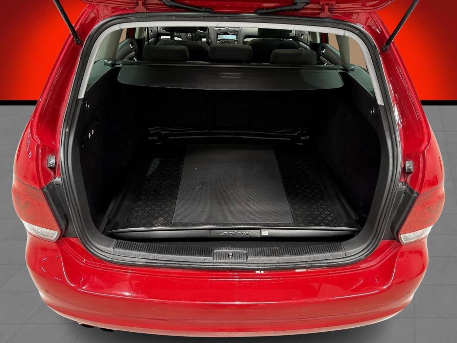 VOLKSWAGEN Golf 2012