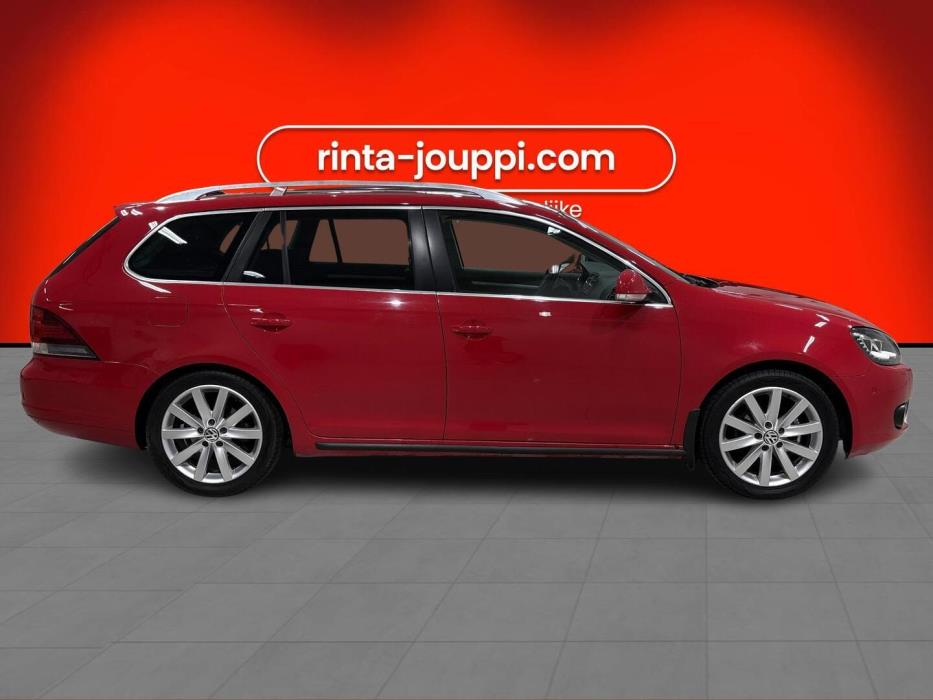 VOLKSWAGEN Golf 2012