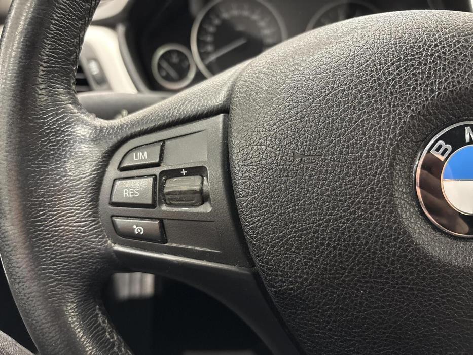 BMW 320 2016