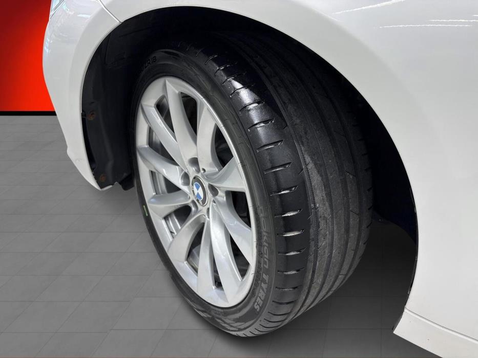 BMW 320 2016
