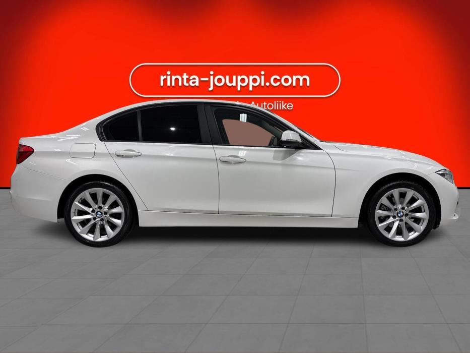 BMW 320 2016