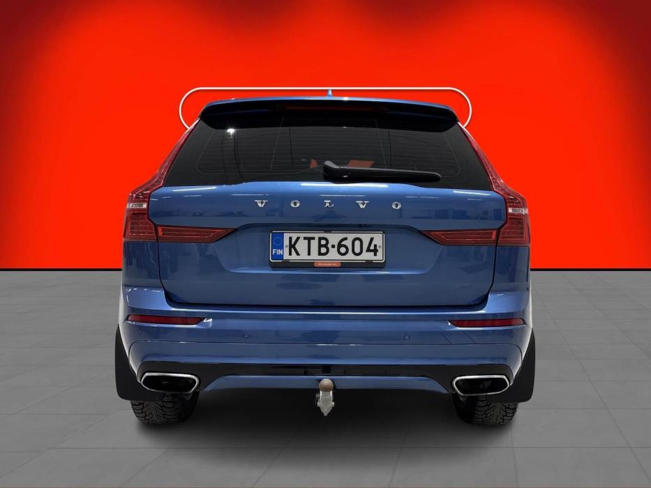 VOLVO XC60 2018