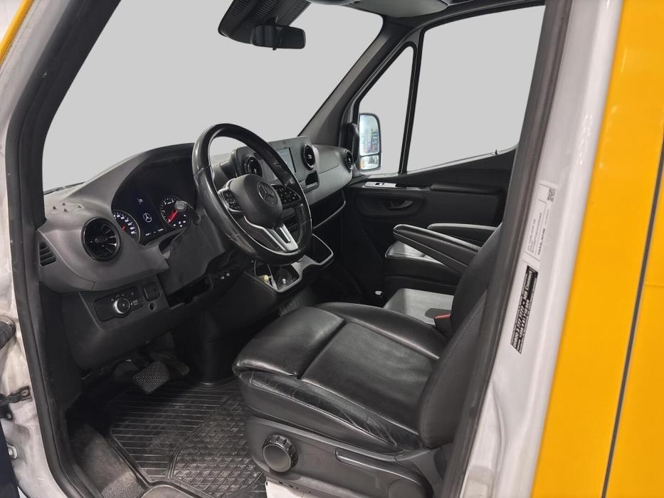 MERCEDES-BENZ Sprinter 2021