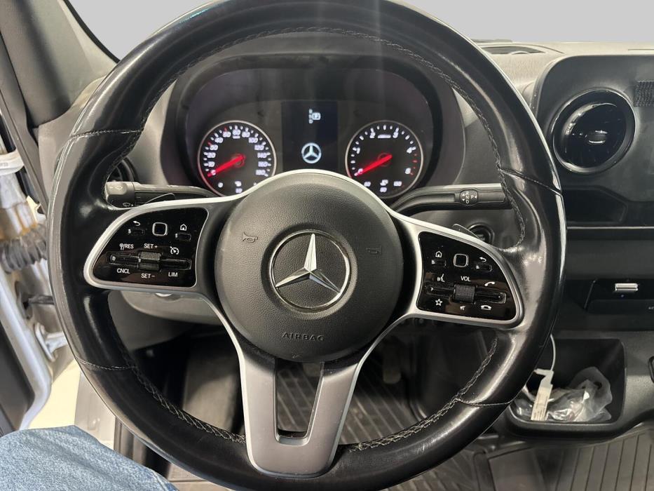 MERCEDES-BENZ Sprinter 2021