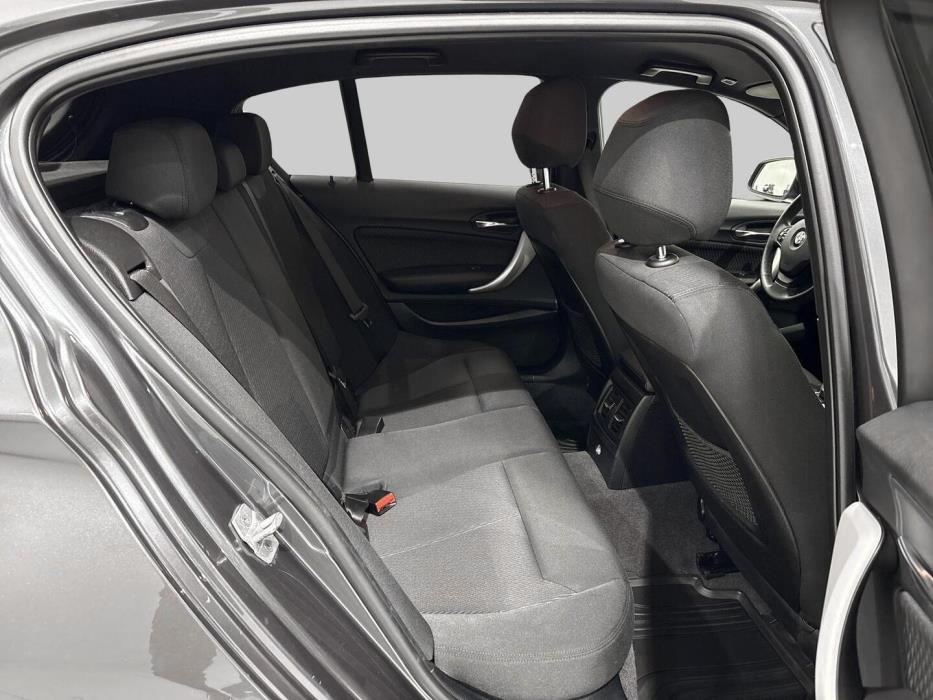 BMW 118 2018