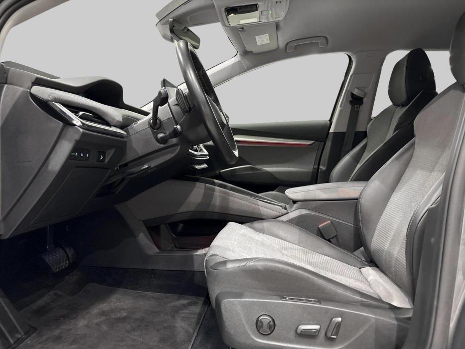 SKODA Enyaq 2023