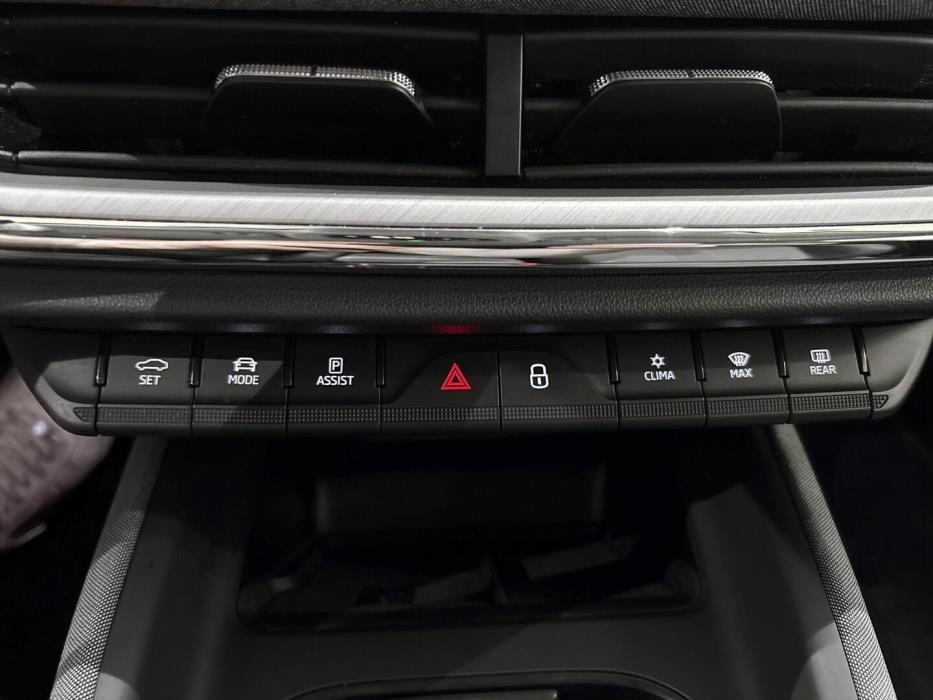 SKODA Enyaq 2023