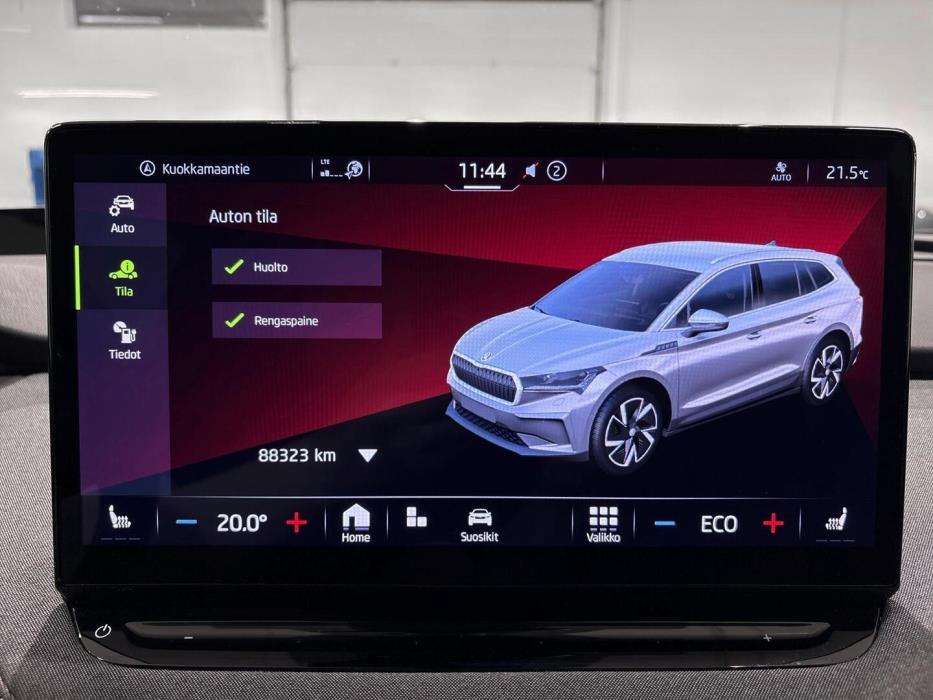 SKODA Enyaq 2023