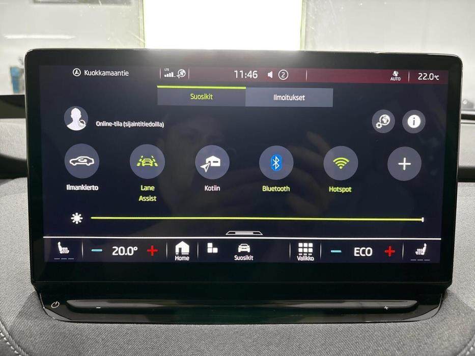 SKODA Enyaq 2023