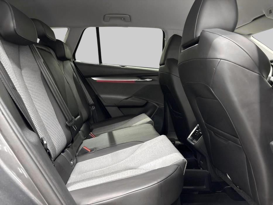 SKODA Enyaq 2023