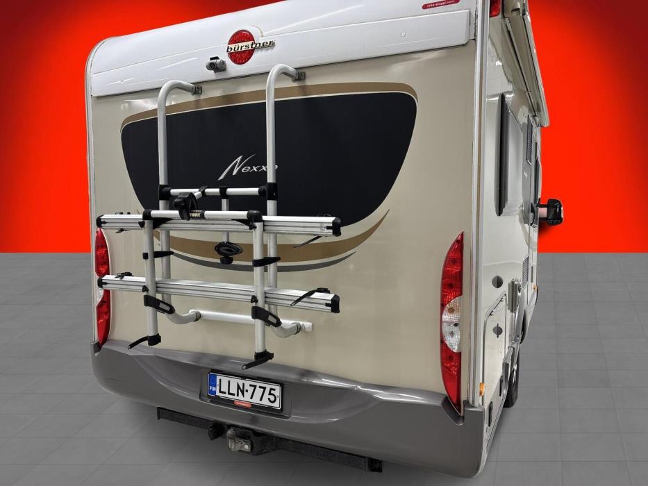 BÜRSTNER NEXXO T660 MOONLIGHT 2013