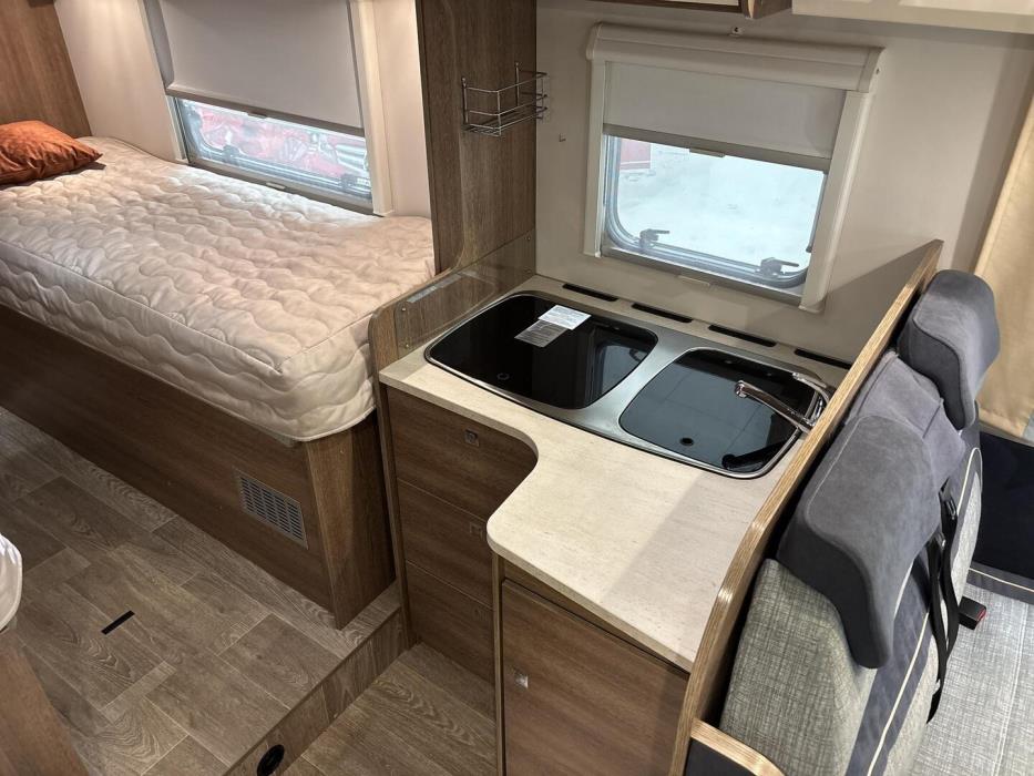 DETHLEFFS TREND T 7017 2017