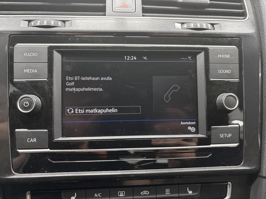 VOLKSWAGEN Golf 2018