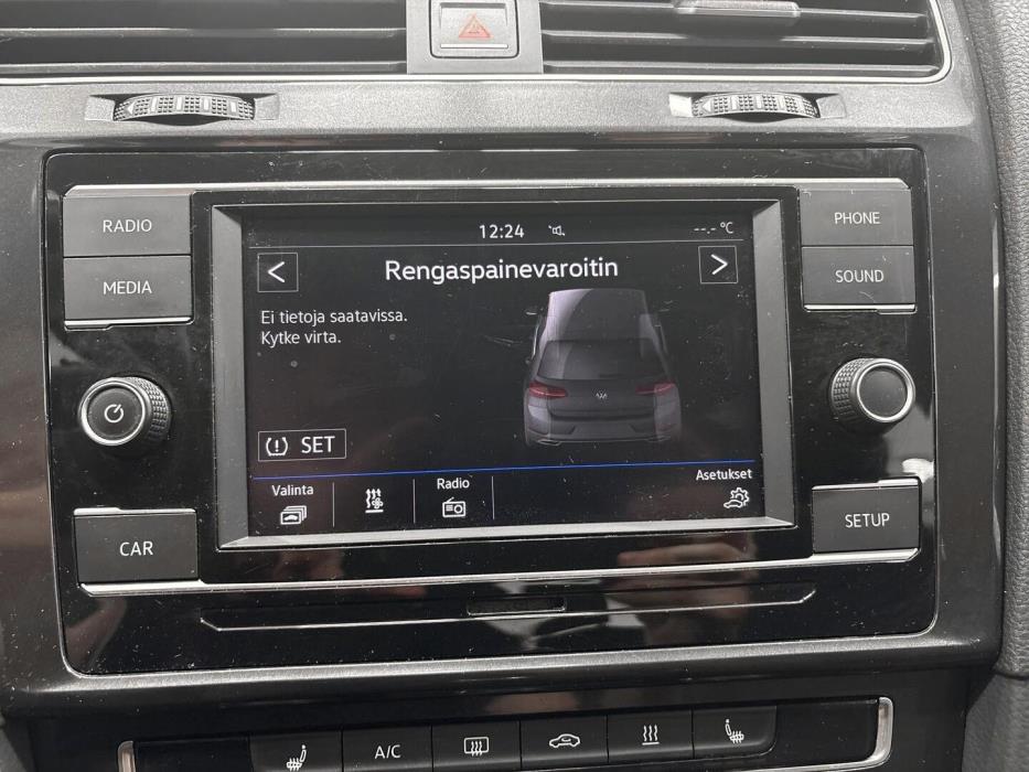 VOLKSWAGEN Golf 2018