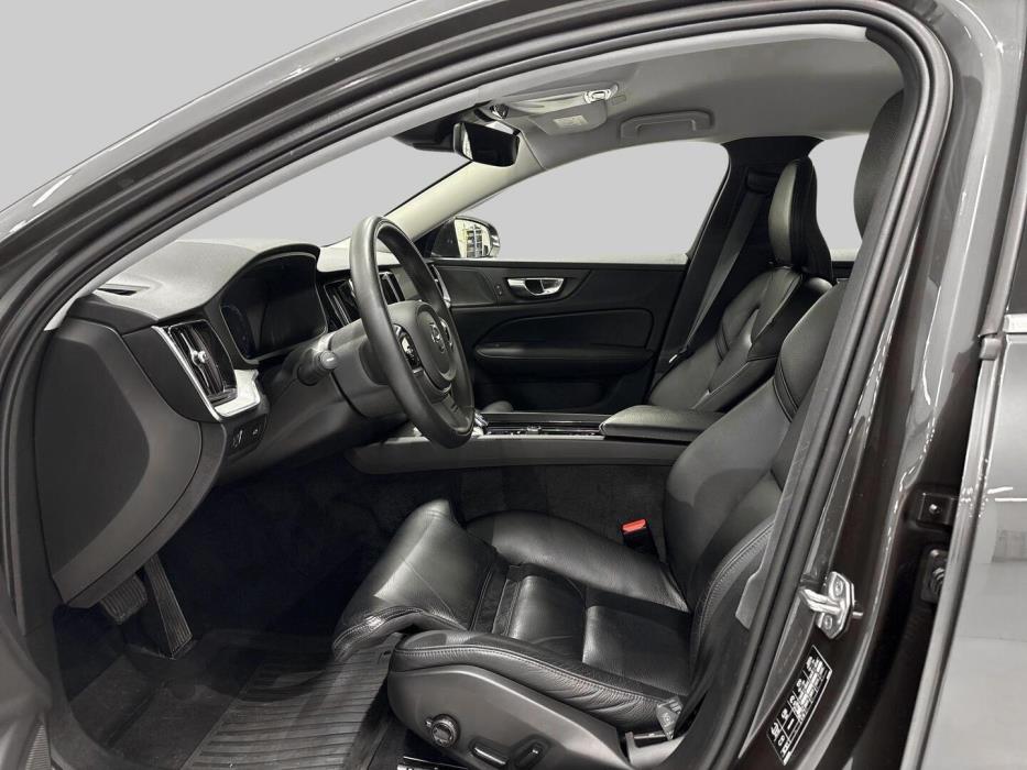 VOLVO S60 2021