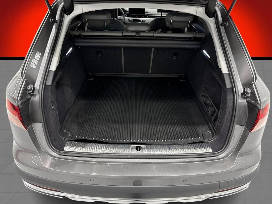 AUDI A4 allroad quattro 2021