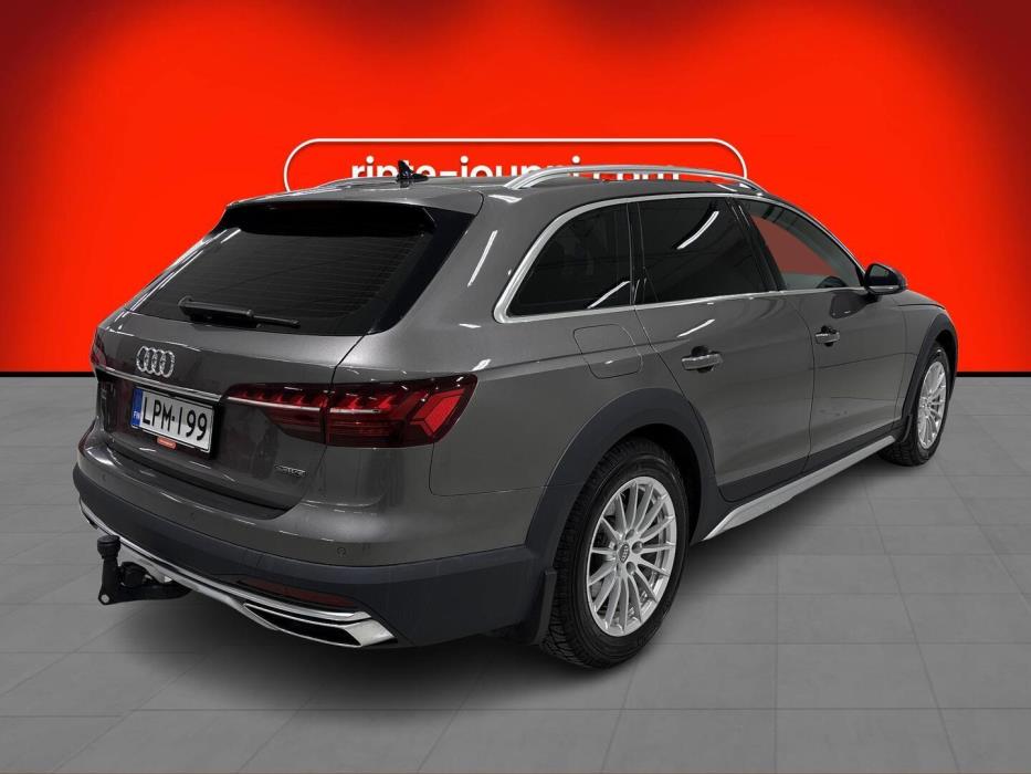 AUDI A4 allroad quattro 2021