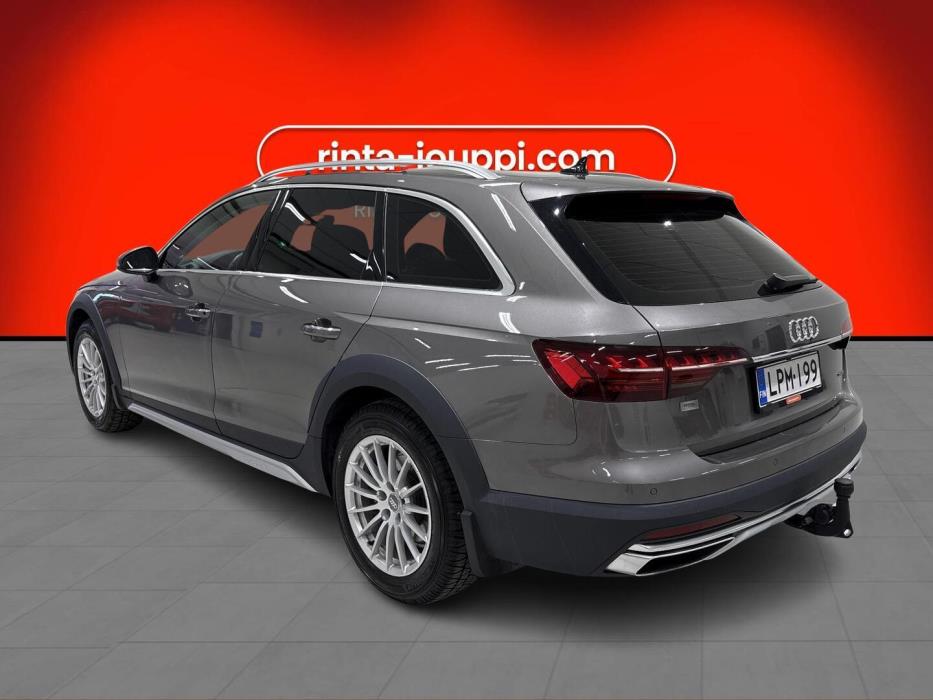 AUDI A4 allroad quattro 2021