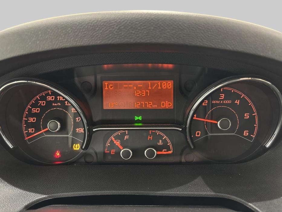 ROADCAR VAN R 540 2021