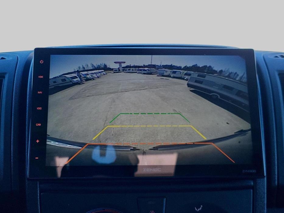 ROADCAR VAN R 600 2021