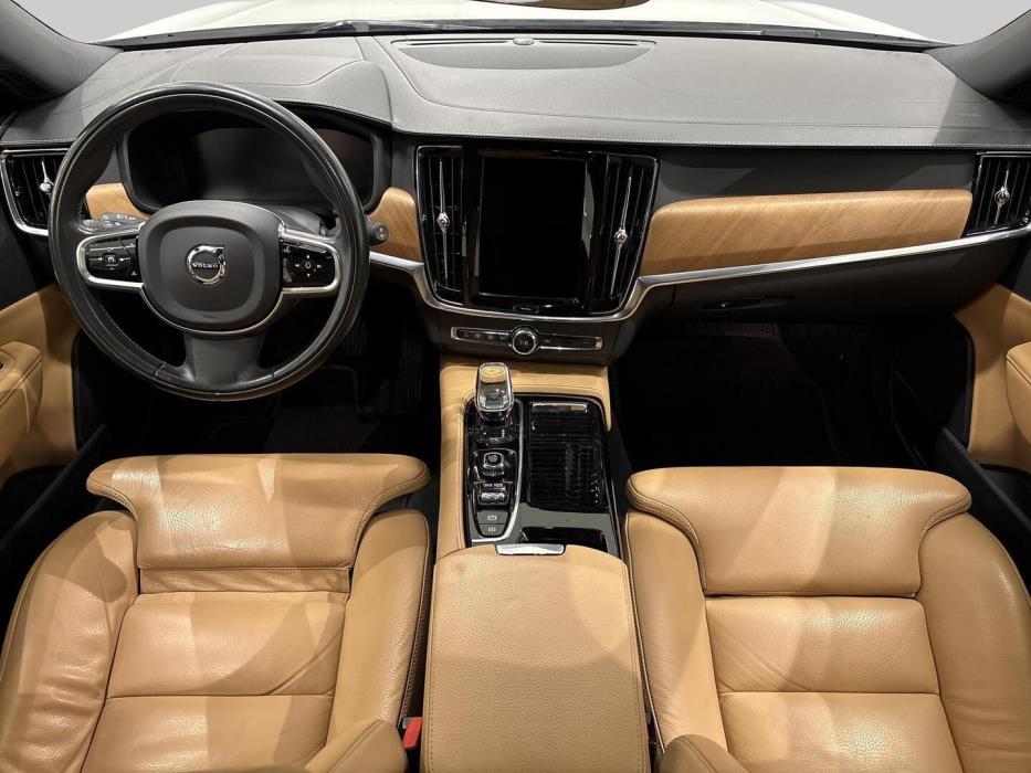VOLVO V90 2020