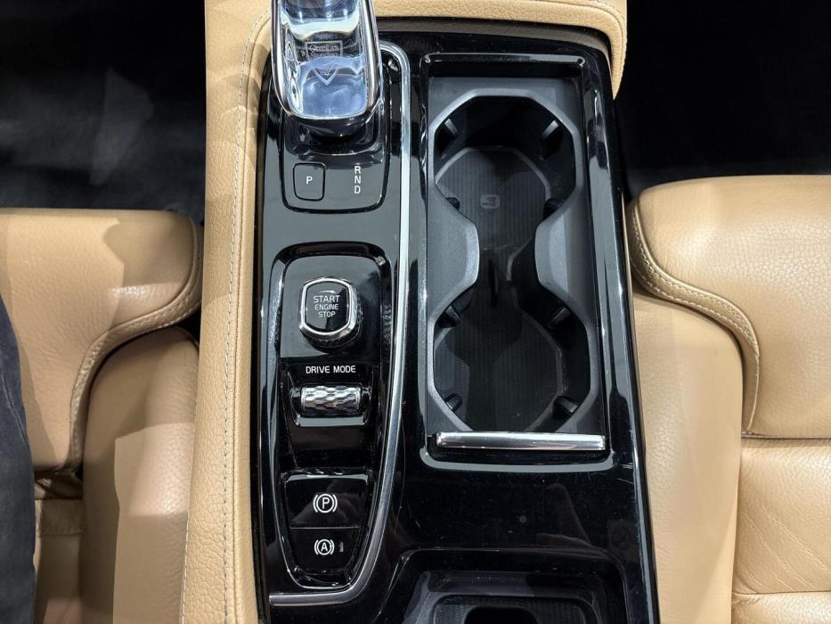 VOLVO V90 2020