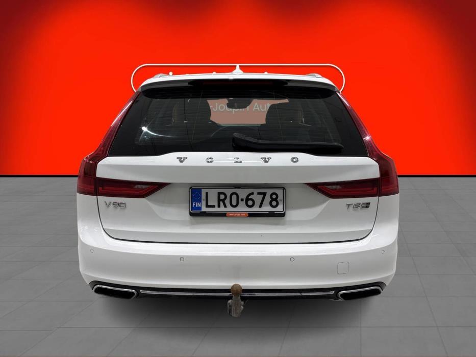 VOLVO V90 2020