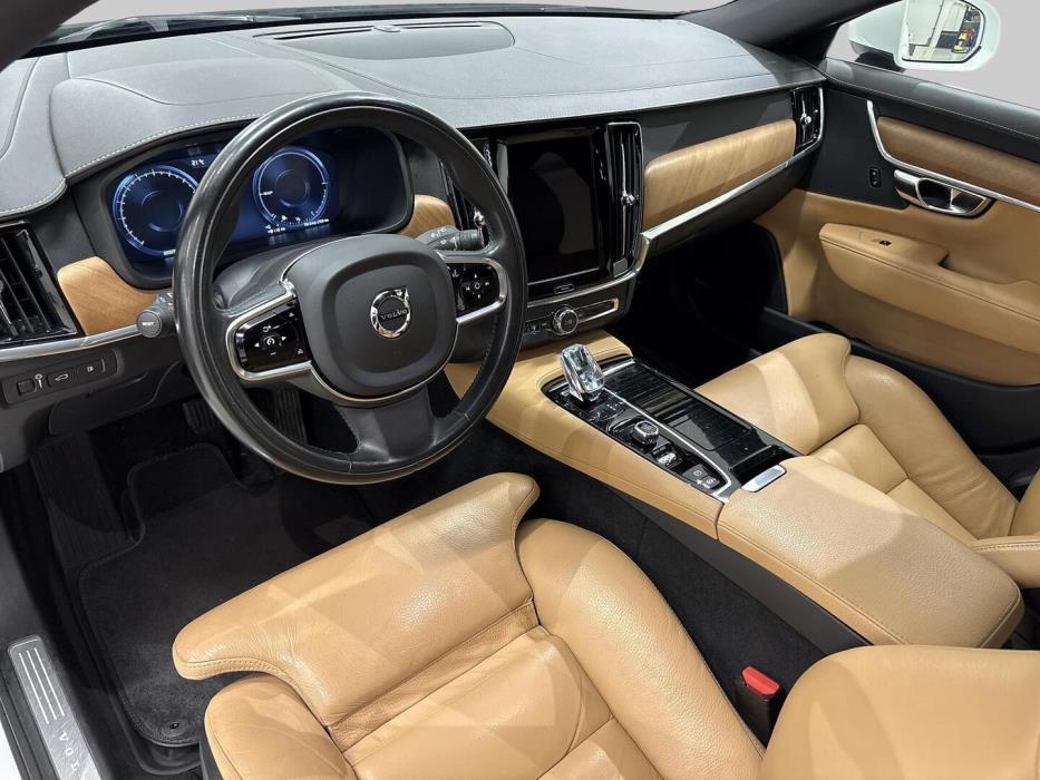 VOLVO V90 2020