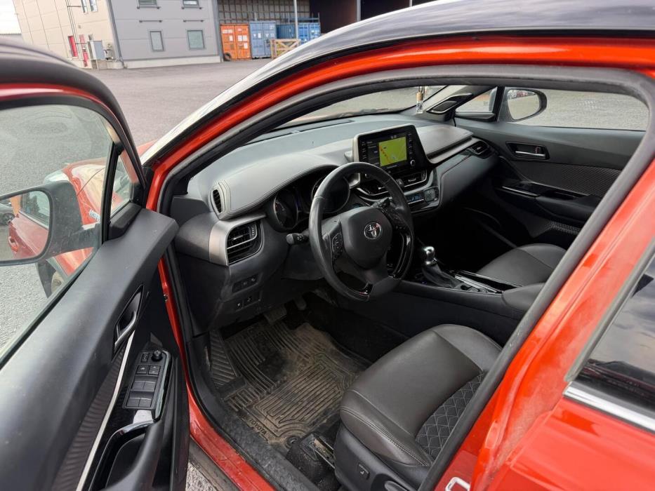 TOYOTA C-HR 2020