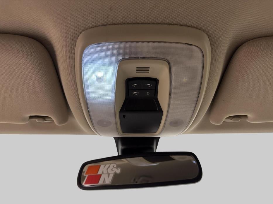 VOLVO V70 2009