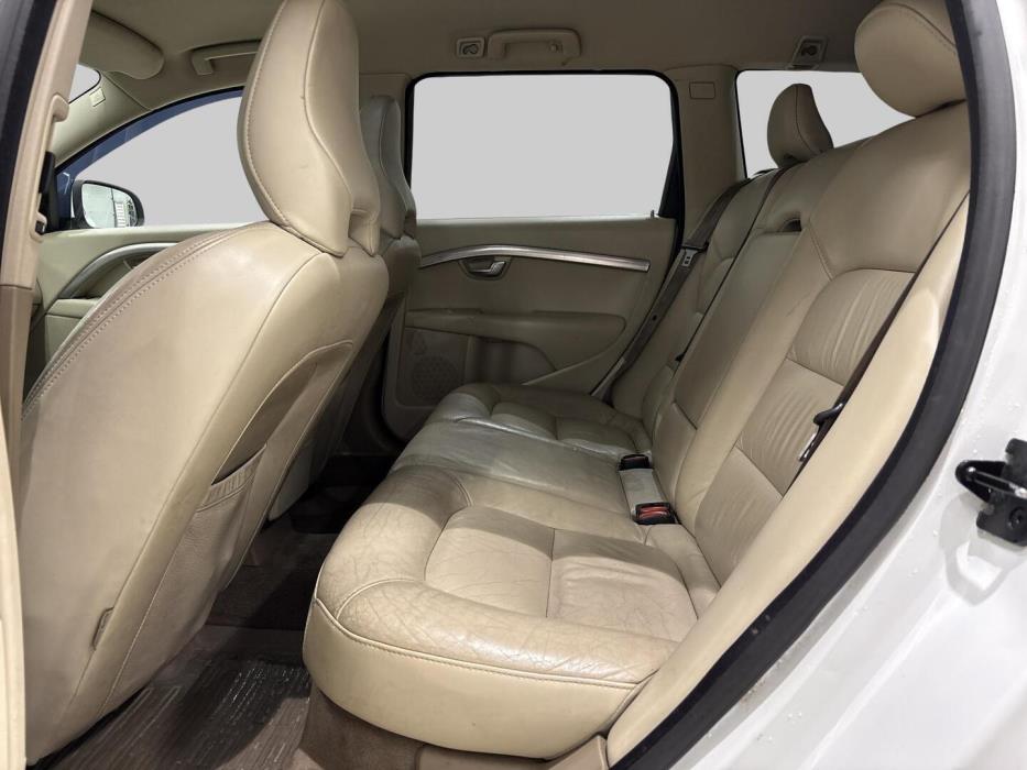 VOLVO V70 2009