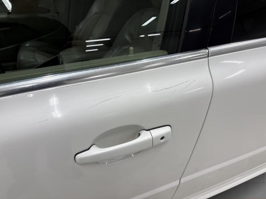 VOLVO V70 2009