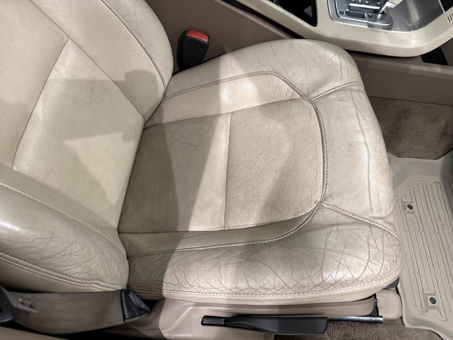 VOLVO V70 2009