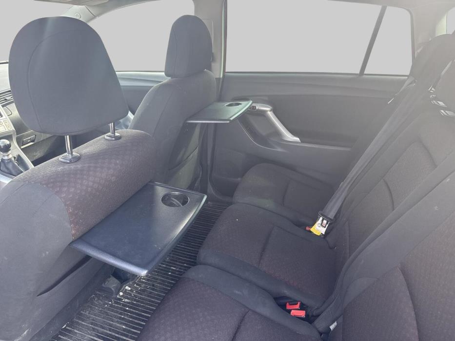 TOYOTA Verso 2010