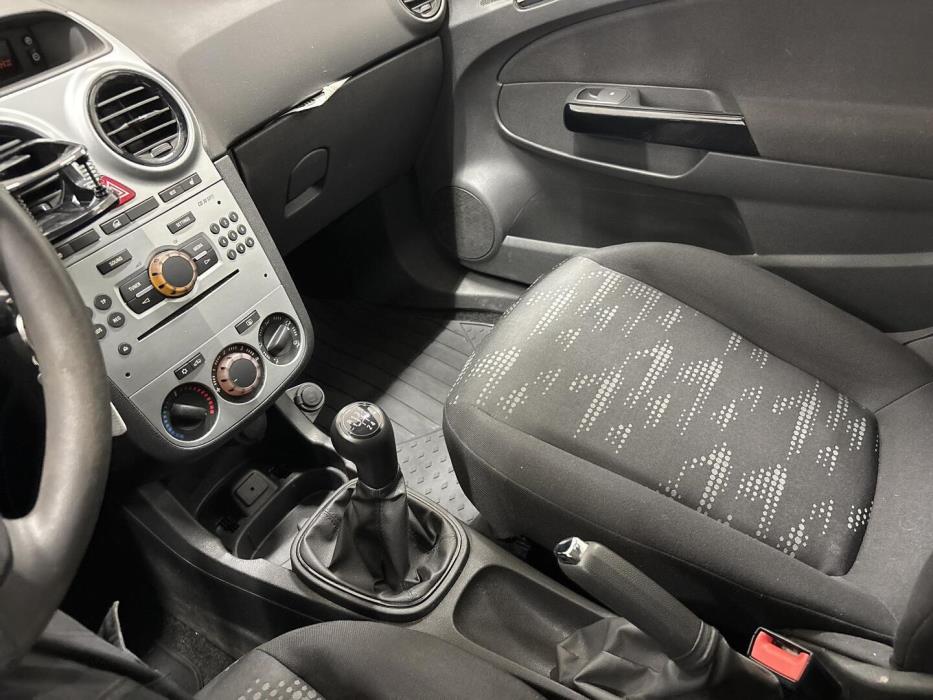 OPEL Corsa 2014