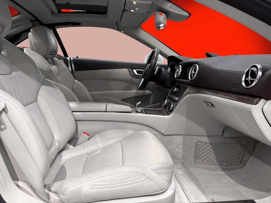 MERCEDES-BENZ SL 2014