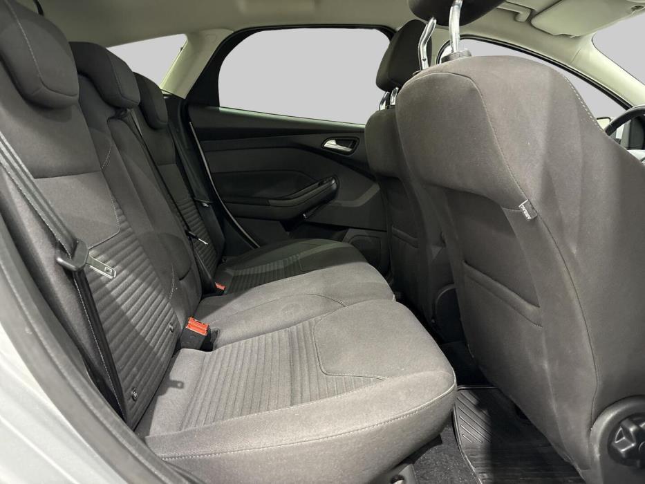 FORD FOCUS 2016